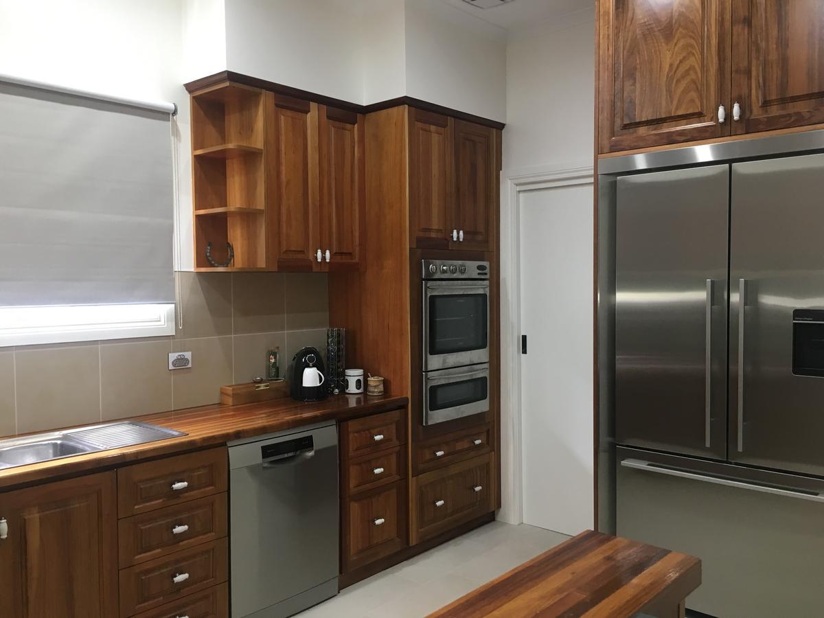 Noah'S Stanley Luxury Bed And Breakfast מראה חיצוני תמונה